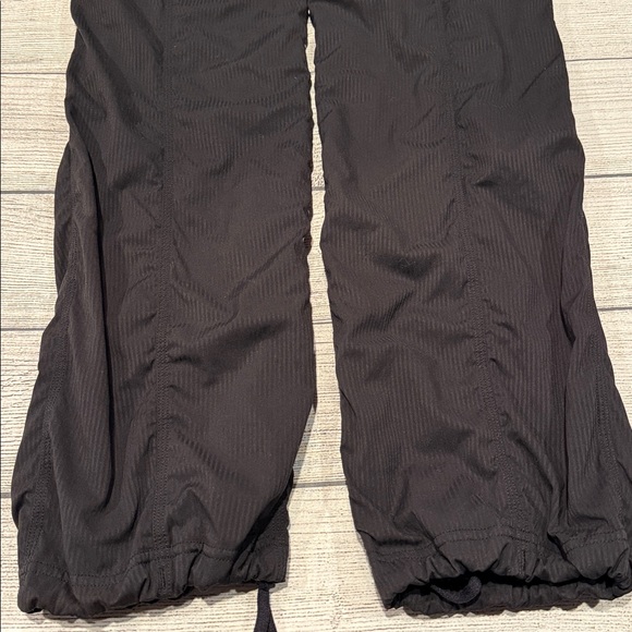 🍋Women’s Lululemon Dance Studio Pant III Lined 32" Size 4 Black W5AERR🍋 - Picture 12 of 16